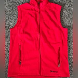 NWT Red Marmot Rocklin Vest, size Large.